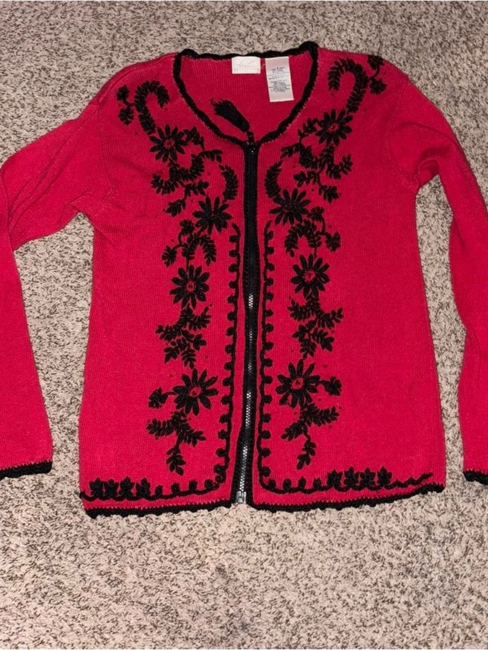 90s Vintage Red/black floral beaded and embroidered zip up sweater